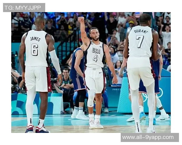 杜兰特苦战上半场表现抢眼砍下全队最高15分助力球队奋战